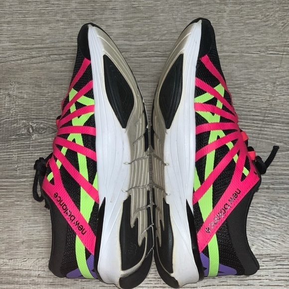 New balance response women’s running shoes - Picture 6 of 8